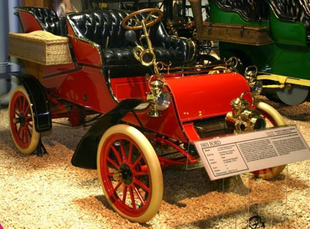 Dan kad je Ford prodao prvi auto. Ovo su mu bile specifikacijei i cijena