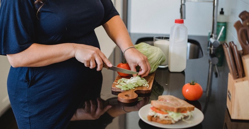 Četiri namirnice koje mnoge žene izbjegavaju jesti u trudnoći, a ne bi trebale