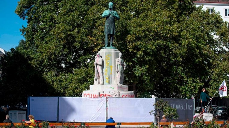 Aktivisti traže trajno uklanjanje spomenika antisemitskom gradonačelniku Beča