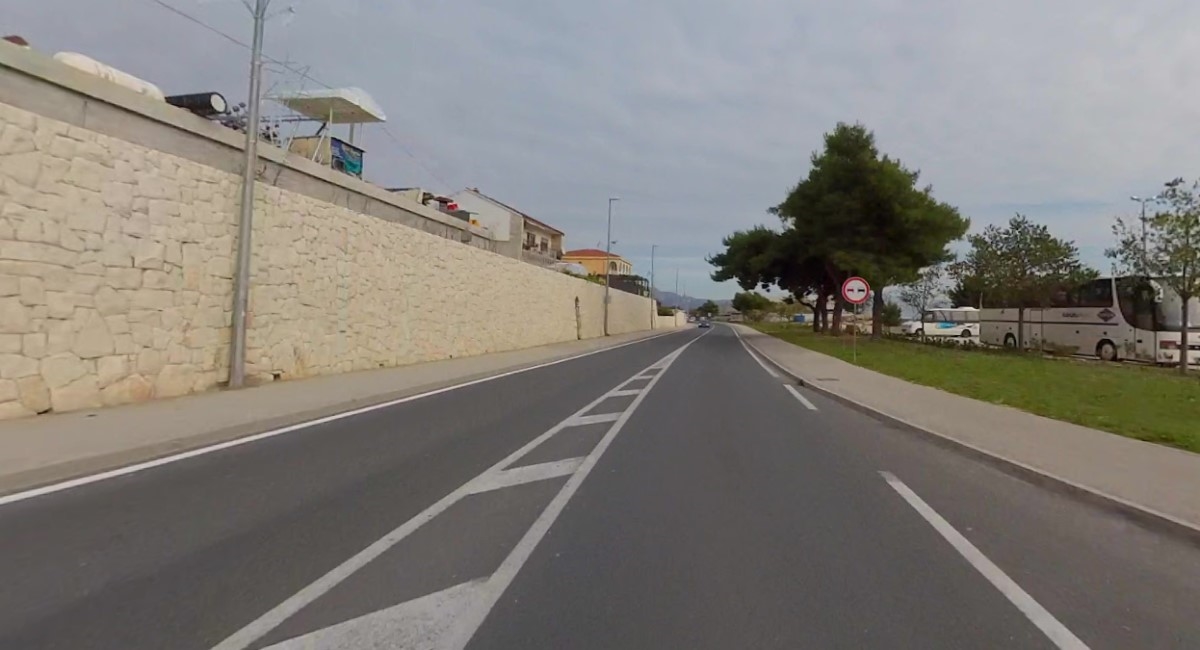 Dvije osobe ozlijeđene u prometnoj u Trogiru