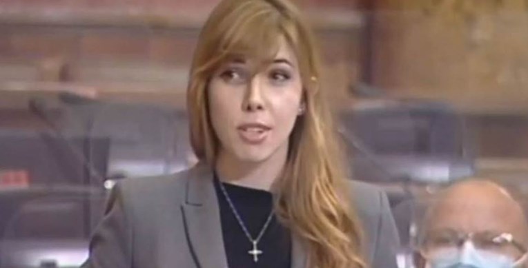 VIDEO Neočekivan nastup mlade srpske zastupnice, ni Dačić joj nije mogao odoljeti