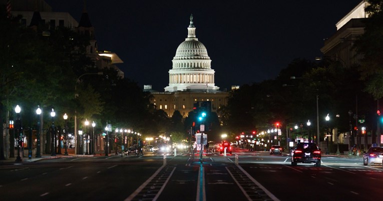Američki proračunski manjak u srpnju porastao za gotovo 20 posto