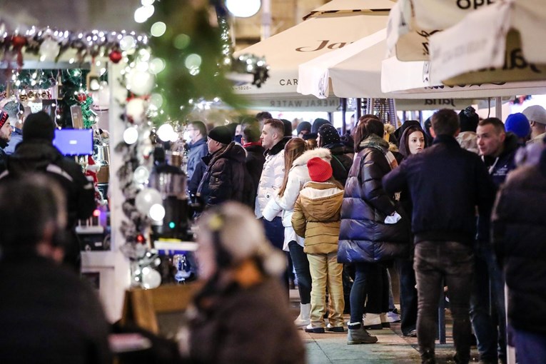 U prosincu snažno porastao broj turista, najviše ih bilo u Zagrebu