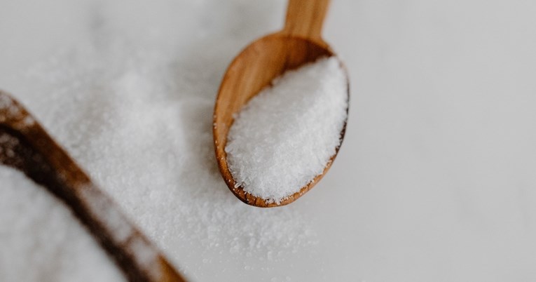 Smanjivanje unosa soli za žličicu dnevno ima isti učinak kao lijekovi za tlak