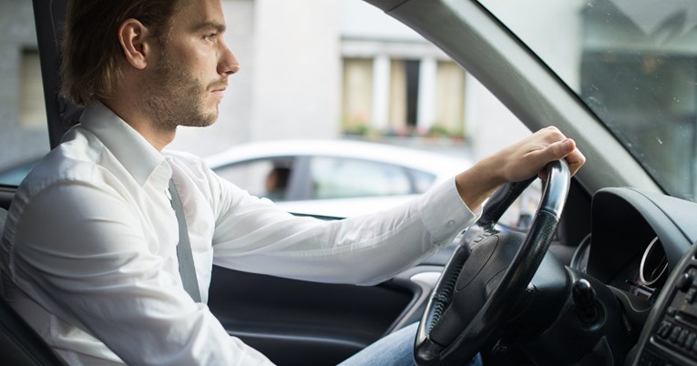 Ovo su navike kojima vozači podsvjesno izazivaju kvar na automobilu