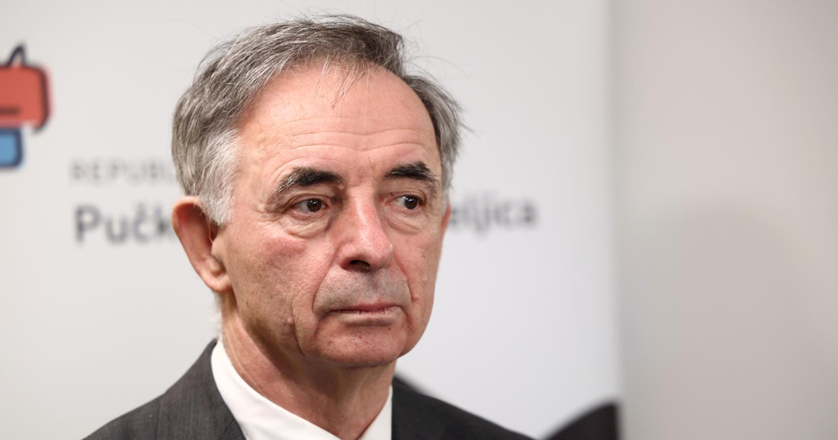 Pupovac: Ne služi na čast onima koji su u nekim općinama trgali plakate