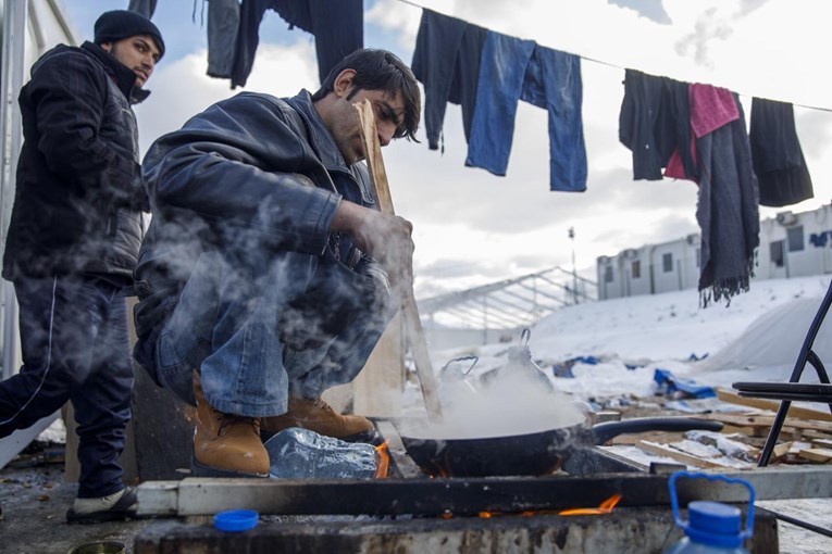 Predstavnik EU došao u Bihać uvjeravati da otvore kamp za migrante, nije dobro prošlo