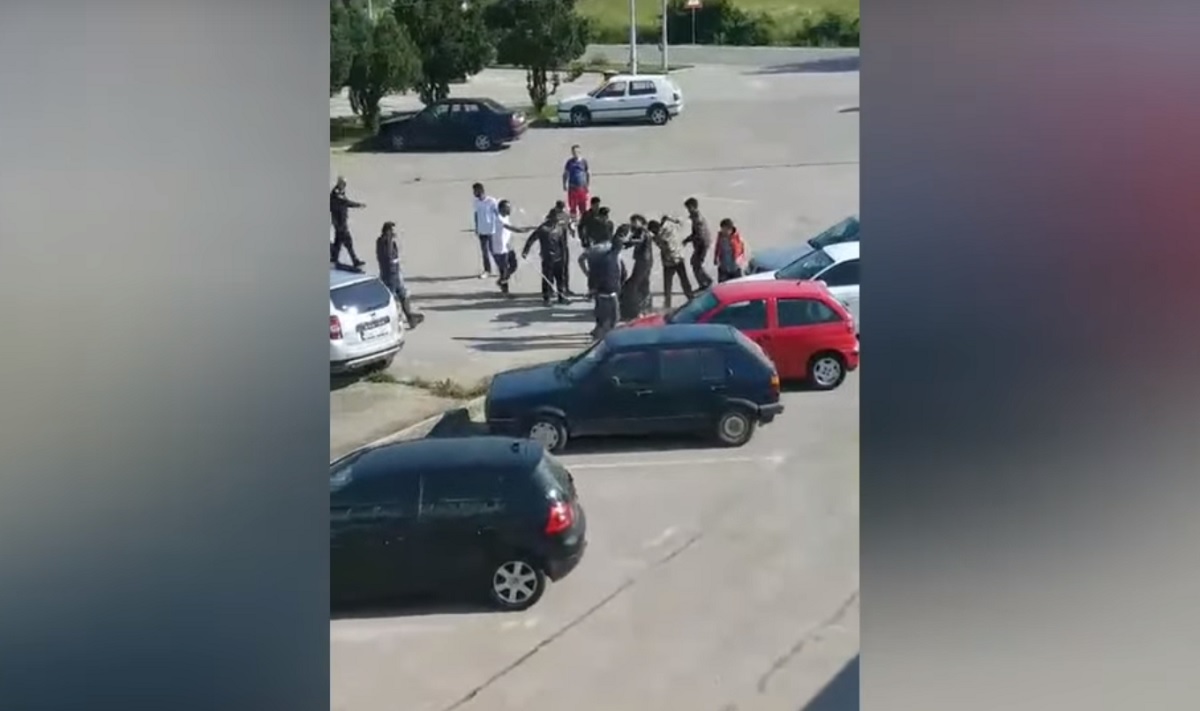 Pogledajte snimku masovne tučnjave migranata u Velikoj Kladuši