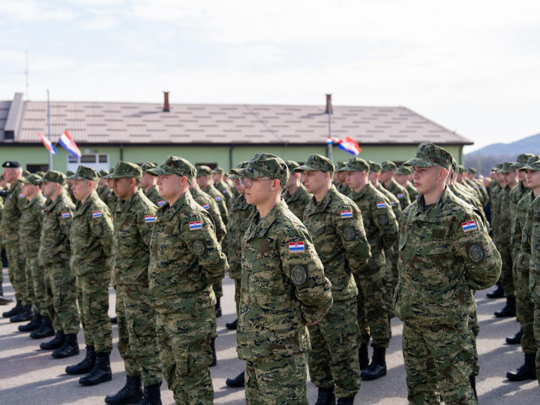 MORH traži vojnike i mornare