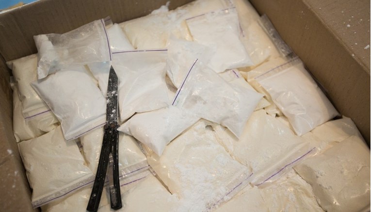 Narkobanda koju vodi Albanac u bananama švercala 3 tone kokaina u Europu, uhićeni su