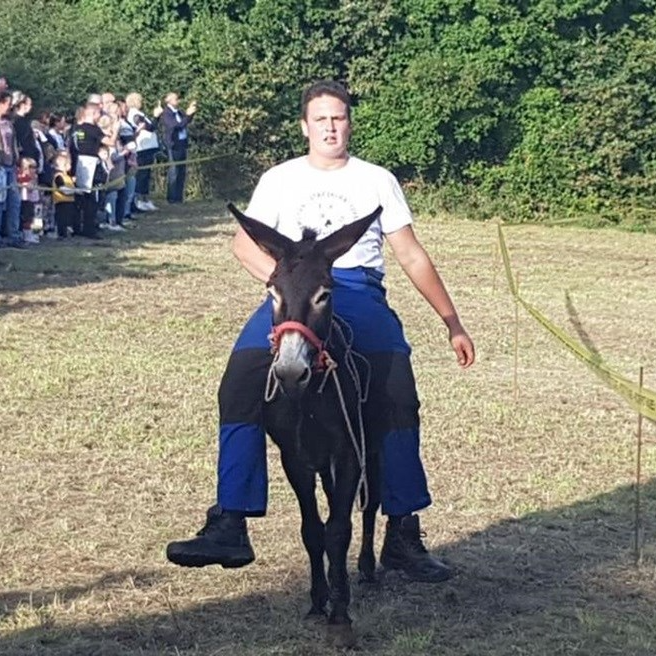 Jesu li utrke tovara mučenje životinja? "Kao da čovjek jaše psa ili roditelj dijete"