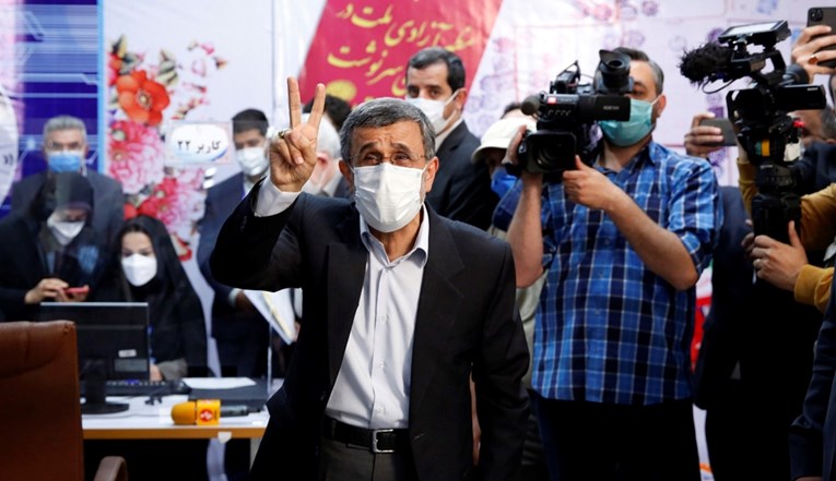 Bivši iranski predsjednik ponovno se kandidirao za izbore