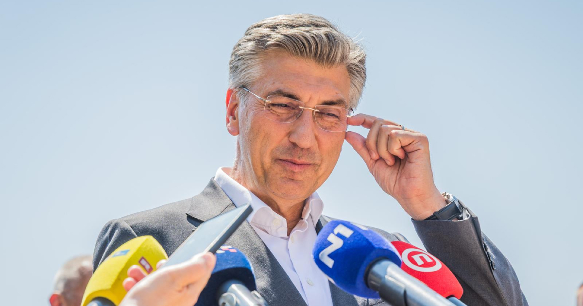 Da skupimo novac i platimo Plenkoviću tečaj ekonomije?