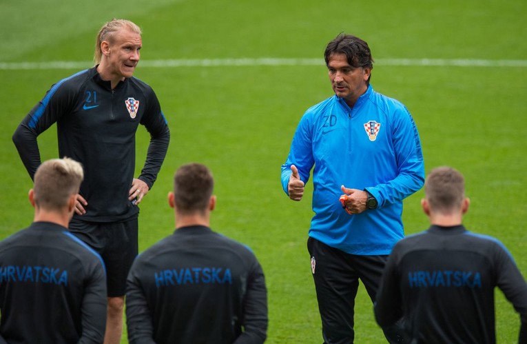 HRVATSKA JE ISTRČALA NA ANFIELD Donosimo kadrove s kultnog stadiona