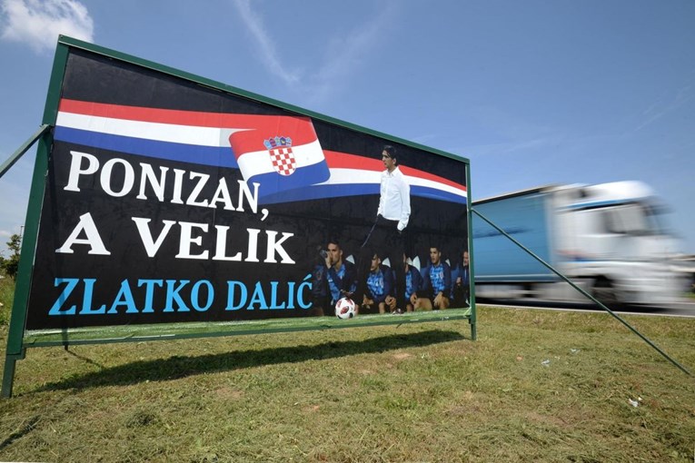 Varaždin jumbo plakatom zahvalio izborniku: "Ponizan, a velik - Zlatko Dalić"