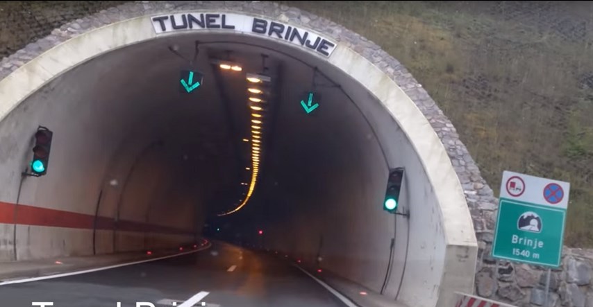 Vozači, oprez! Kod tunela Brinje auto se kreće u suprotnom smjeru