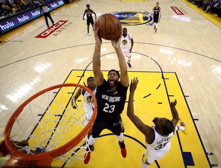 NBA liga kaznila Davisa zbog traženja tradea