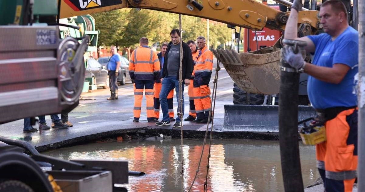 Zagrepčani, možete imati normalan vodovod ili uhljebe