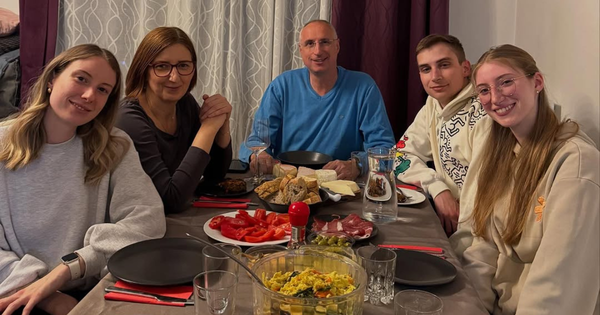 Marijana Puljak objavila obiteljsku fotku: "Naše sidro u svim olujama"
