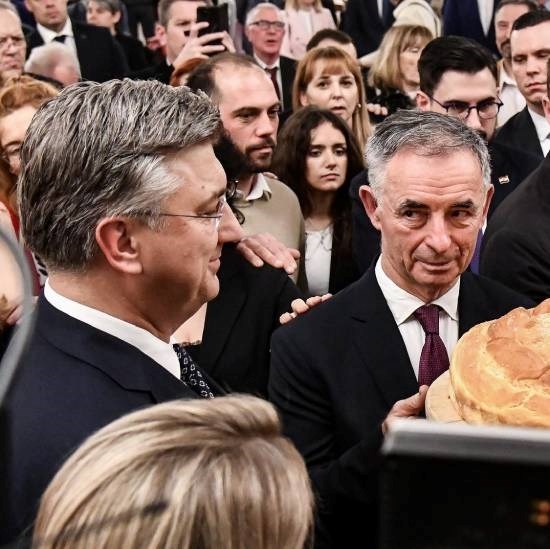 Ovo su poruke Plenkovića i Pupovca s božićne proslave Srpskog narodnog vijeća