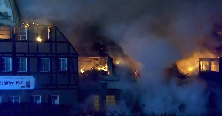 VIDEO Prvo kukasti križevi pa požar u hotelu s ukrajinskim izbjeglicama u Njemačkoj