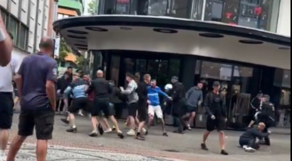 VIDEO Žestok obračun navijača u Njemačkoj. Tukli se Albanci, Srbi i Englezi?