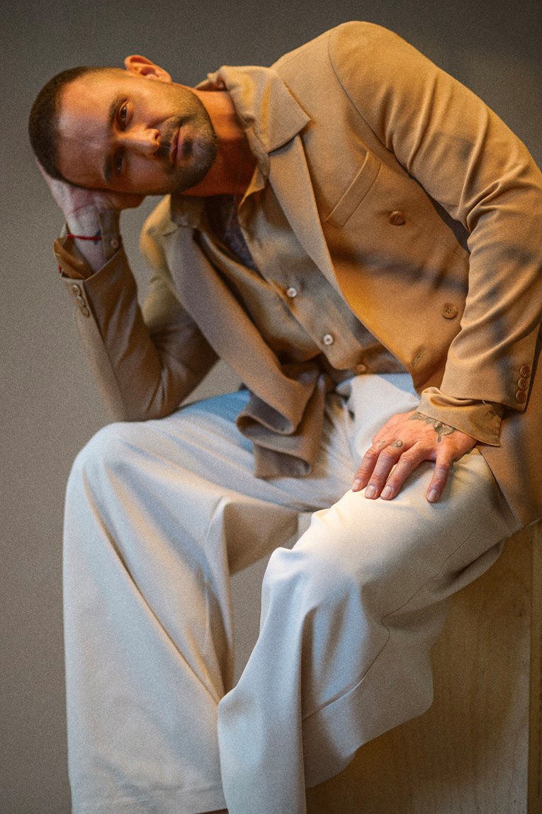 Luka Nižetić predstavio novu emotivnu baladu "Za jubav"