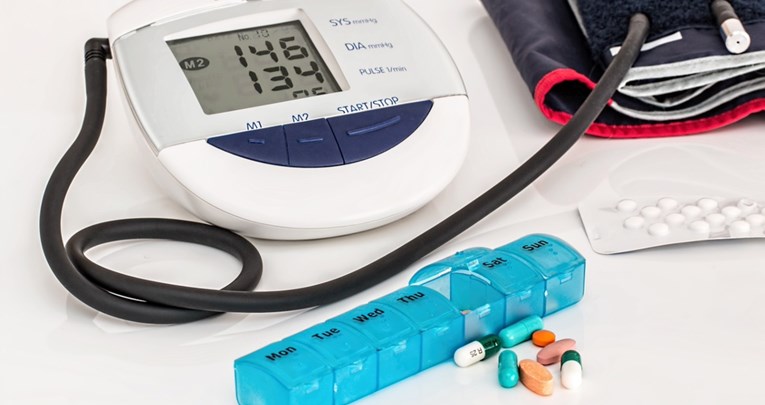 Imate visok krvni tlak? Ove tri stvari mogle bi vam pomoći da ga snizite