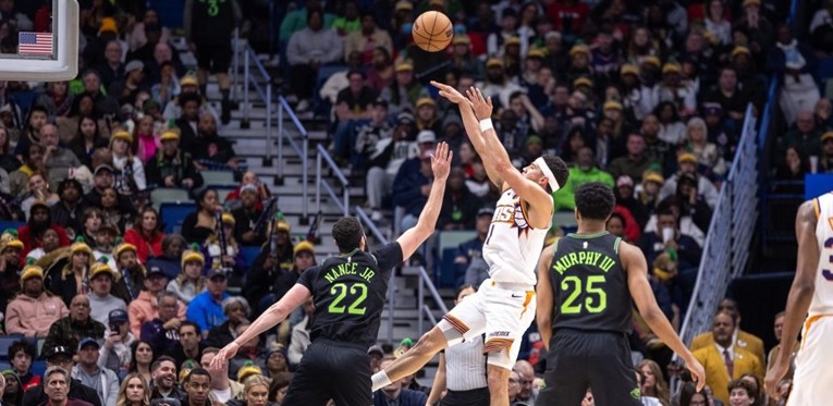 VIDEO Zvijezda Sunsa odigrala treću najbolju napadačku utakmicu NBA sezone