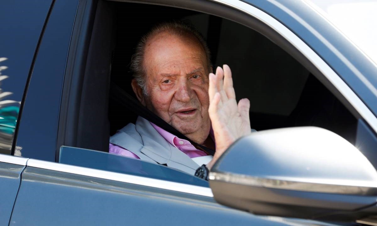 Bivši španjolski kralj usred optužbi za korupciju objavio da napušta zemlju