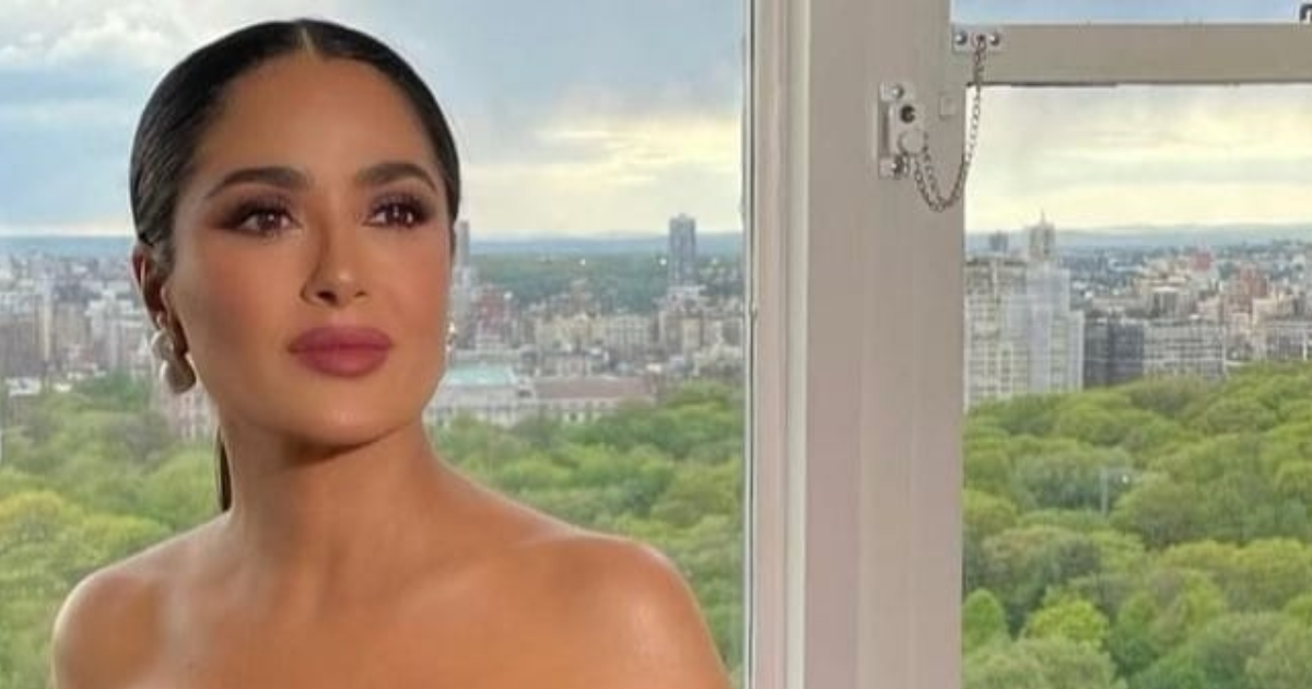 "Prejeftino i vulgarno": Salma Hayek razočarala ljude outfitom na Met Gali