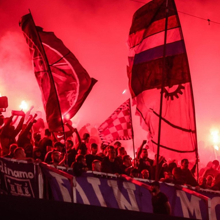 Dinamo javio navijačima kako do ulaznica za Rijeku. Izvrijeđali su ga u komentarima