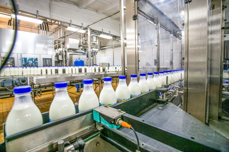 Jesu li boce za mlijeko više eko-friendly od kartonske ambalaže?