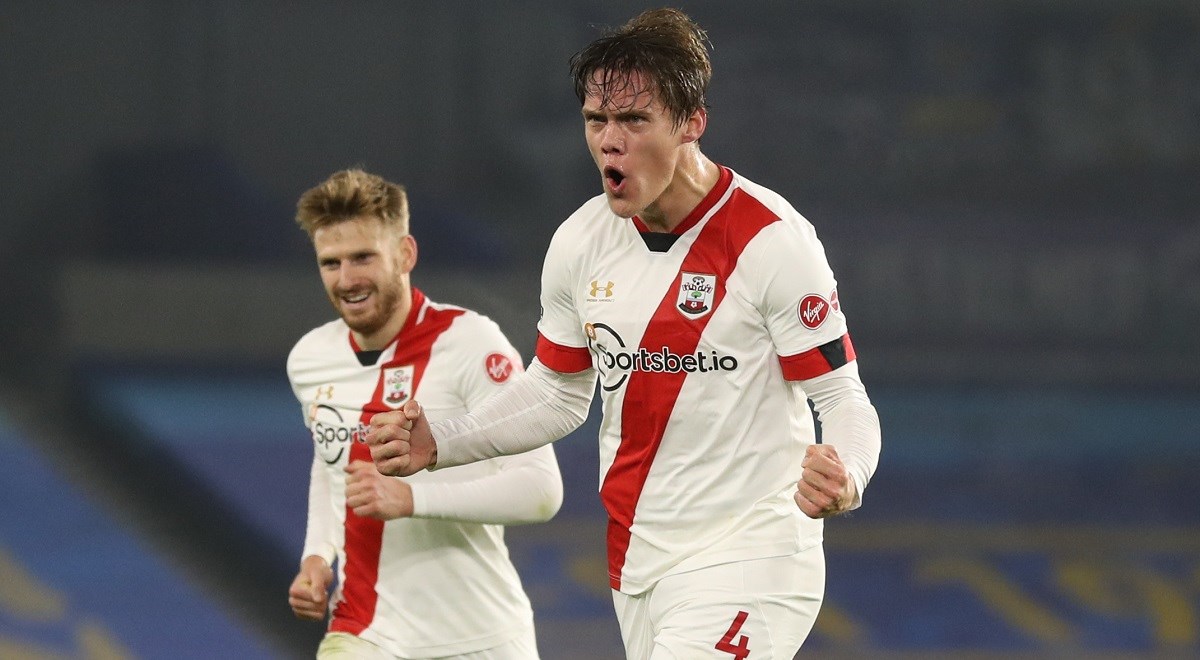 Southampton preokretom pobijedio Brighton te preskočio United i City na tablici