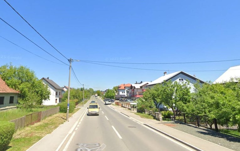 Teška prometna u Gospiću. Sudarila se dva auta, osoba poginula