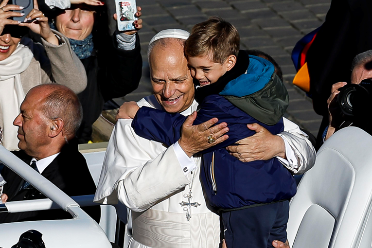 Papa pozvao na hitno oslobađanje 315 otetih iz katoličke škole u Nigeriji