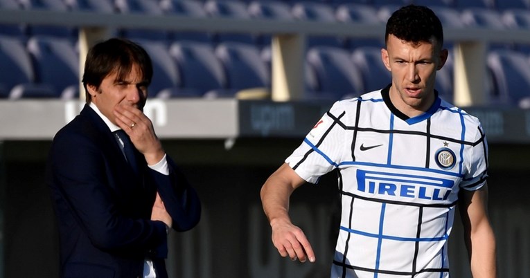 Romano: Inter je Perišiću dao svoju ponudu i sada čeka odluku, ali čeka je i Conte