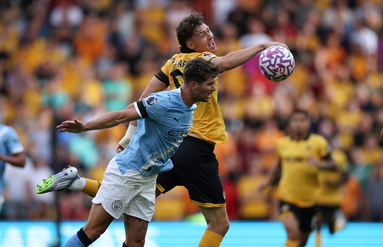 Ljetos su odbili 80 mil. eura za napadača. Sada ispadaju iz lige i nitko ga ne želi