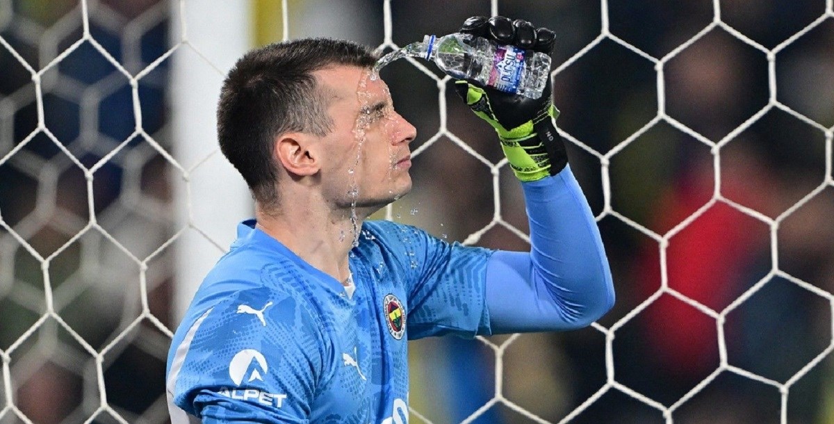 Turski novinar: Fener je raskinuo ugovor s Livakovićem. Novi golman dolazi ovih dana