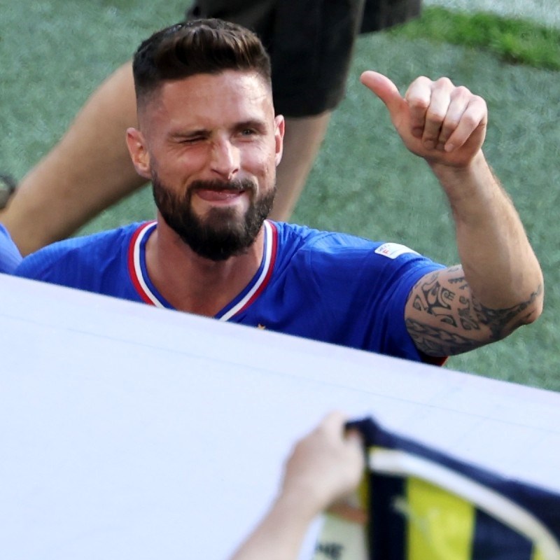 Olivier Giroud se vraća u Europu