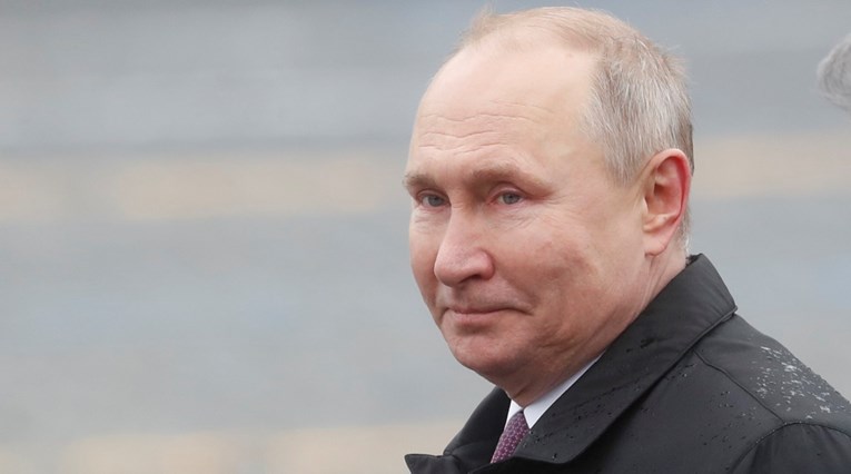 Putin nakon pokolja u ruskoj školi naredio izmjenu pravila o nošenju oružja