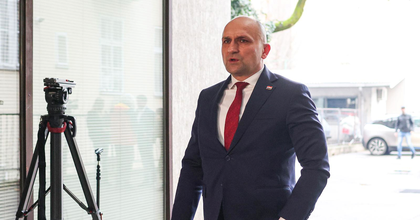 Anušić komentirao odlazak Piletića: Politika melje