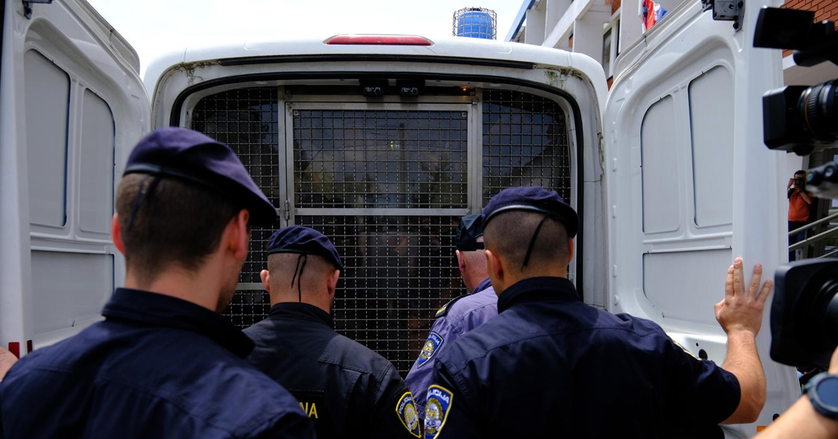 Policajci zaustavili kombi s Hajdukovim navijačima. Unutra pronašli teleskopske palice