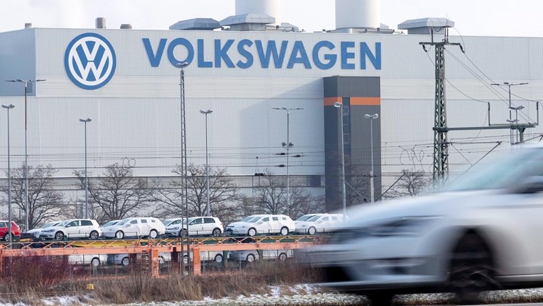 Volkswagen razmišlja o preseljenju tvornice u Srbiju!