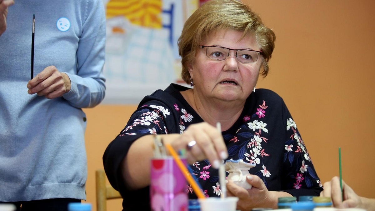 Ministrica Murganić glumila da je udomljeno dijete. Pravila je princes-krafne