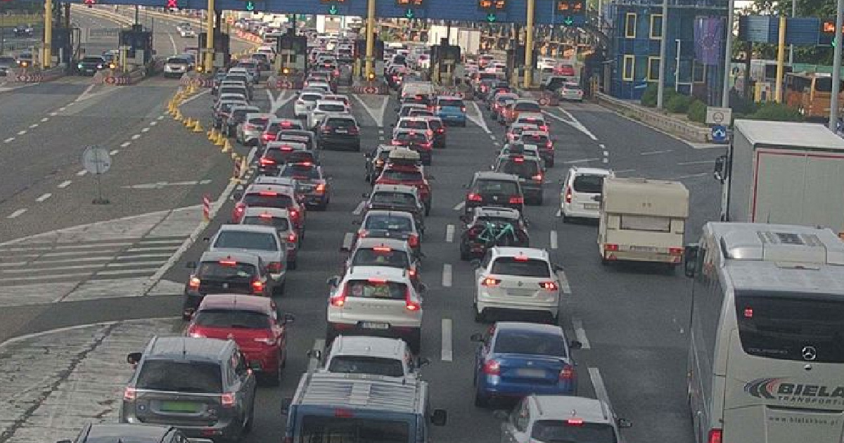 Gužve od ranog jutra. Kilometarske kolone kod Lučkog i Trakošćana