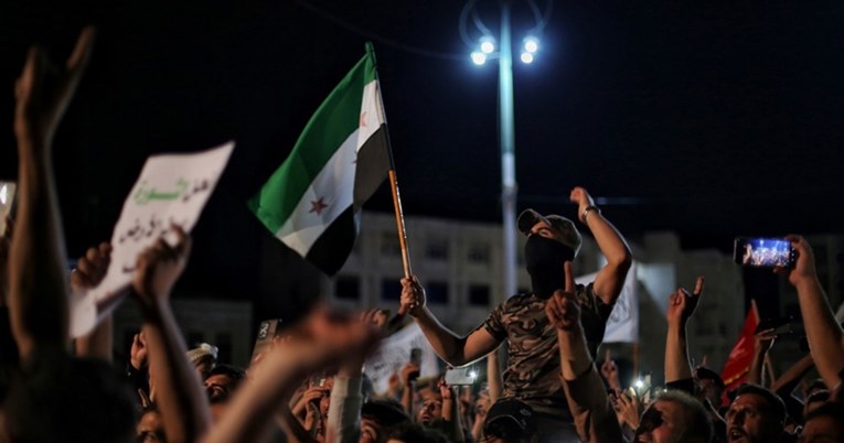 Siriji prijeti novi krvavi građanski rat. Zemlja je podijeljena na četiri dijela