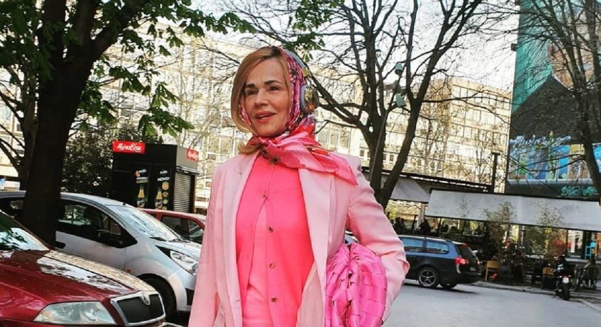 Dva mjeseca nakon Balaševićeve smrti Olja osvanula u rozom: "Ne tuguje to ona..."