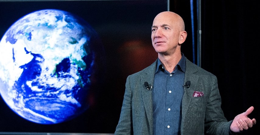 Jeff Bezos napustio Amazon