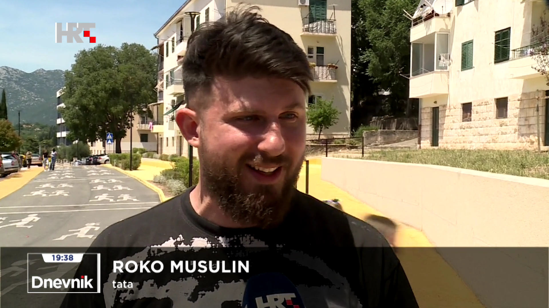 Roko porodio suprugu pred Domom zdravlja: "Pripremaš se 9 mjeseci i iznenadi te"